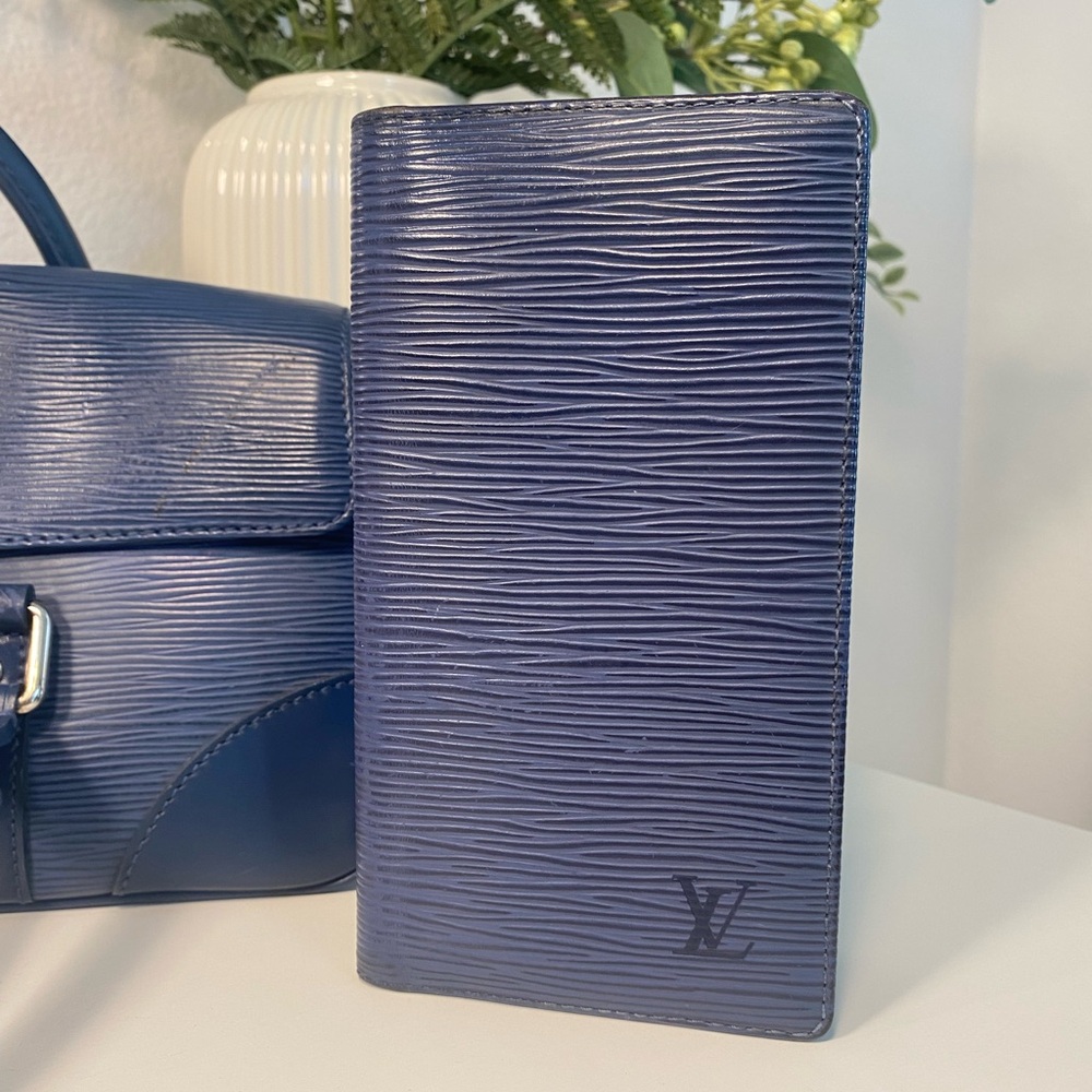 Rare Vintage Louis Vuitton Epi Sagur PM & Wallet Bundle In Myrtille - Picture 4 of 16